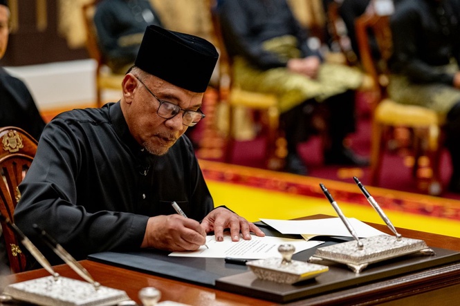 Image from: Opinion: Can Anwar turn this country into a government of the people, by the people, and for the people?