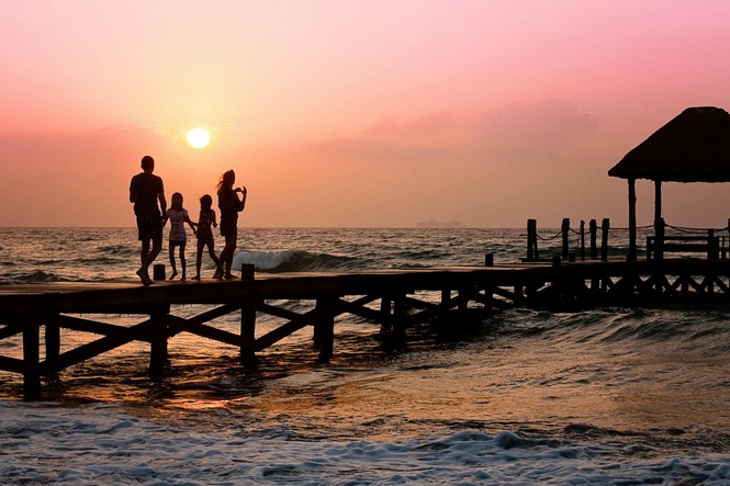 Image from: Family Bonds in Times of Grief #Family