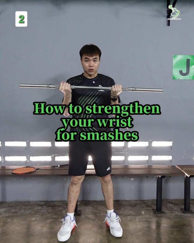 How to strengthen your wrist for smashes❓