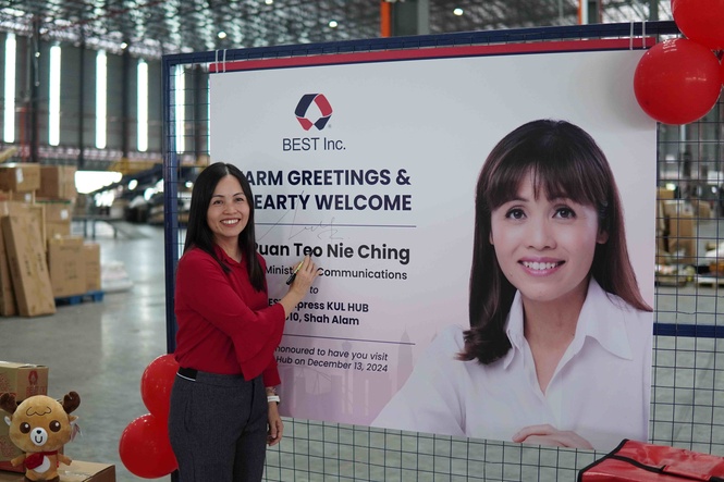 Image from: 马来西亚通讯部副部长张念群到访百世U10分拨中心与供应链仓储中心