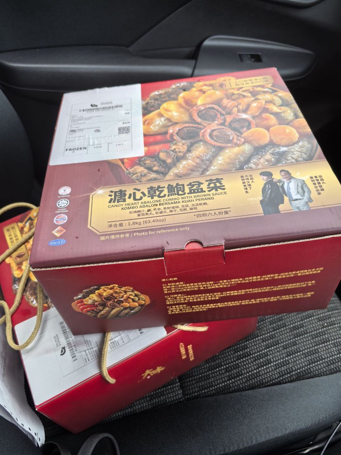 Image from: A Taste of Tradition: My First Experience with Poon Choi for #CNY2025
