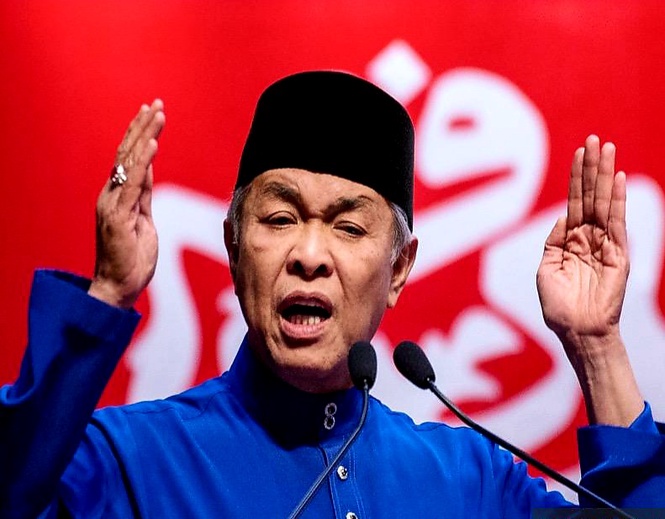 Image from: Jail beckons, Monsoon on horizon Zahid in desperation pushes shamelessly harder for GE15 to be held soon.