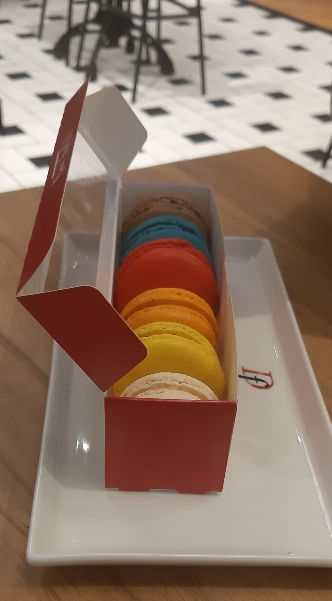 Image from: Trying out Delifrance at its Publika flagship with owner Mimi and Chef Jo of Masterchef Malaysia #TheGoodStuff