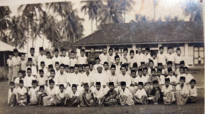 Image from: A Dip into the Past:Tales from Afternoon School in the 1950s #BackInTime