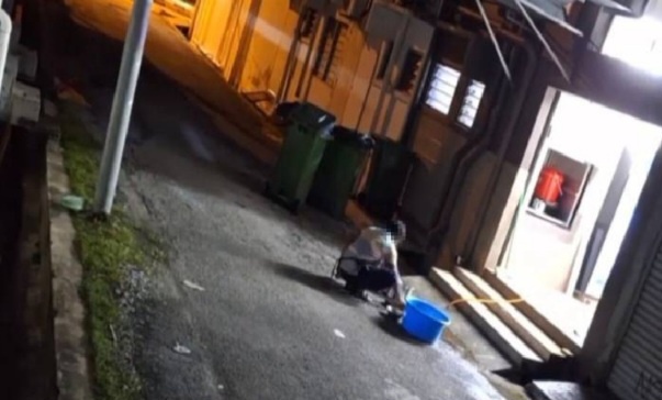 Image from: Enough is Enough: Cleanliness is Non-Negotiable in Our Nasi Kandar Culture