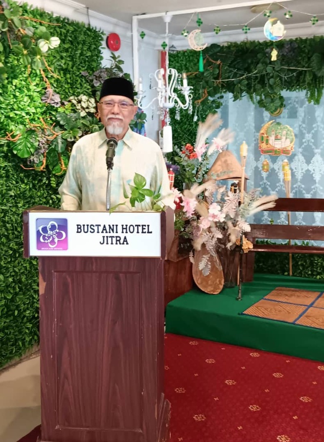 Image from: Eid Mubarak wishes will be spread as Muslims in Malaysia and other parts of the world conform with month of Syawal 1445H