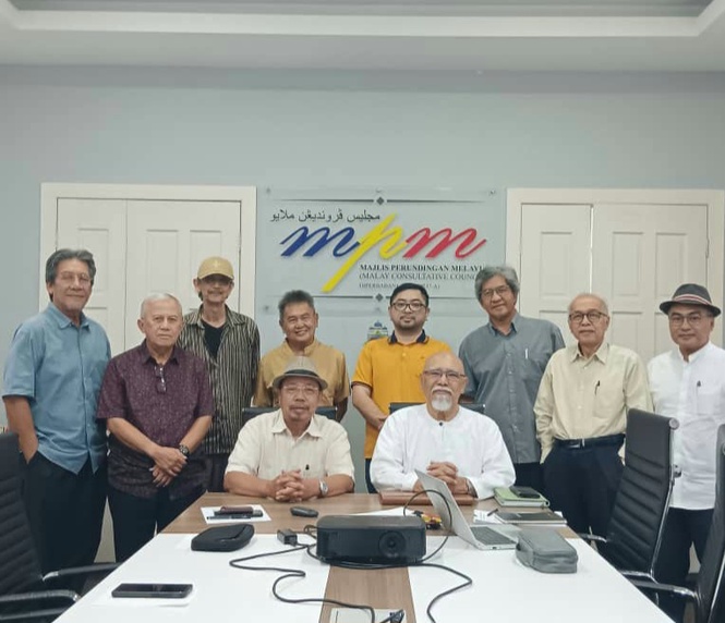 Image from: The Chairman of Persatuan Aeroangkasa MYAEROSATU voluntary management committee must function based on its constitutions