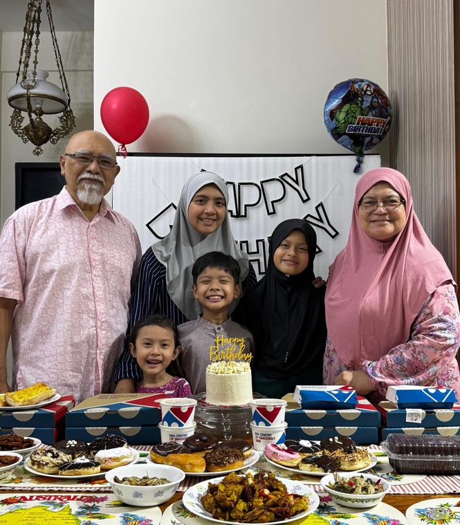 Image from: Happy 8th birthday to our grandson, Muhammad Izz Fayyadh Bin Mohd Faiz, a trainee footballer @Ortan FC Cyberjaya Academy