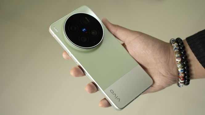 Image from: Vivo X300 Ultra Memasuki Pasaran Malaysia Dengan Harga Bermula RM 6799