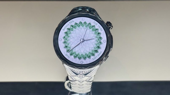 Huawei Watch Ultimate Design Spring Edition Boleh Didapati Di Malaysia Pada RM 17,999