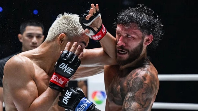 ONE Championship: Dendam terbalas! Johan Ghazali jinakkan Diego Paez