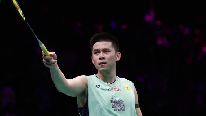 Badminton: Kejutan! Sengsara 57 minit, ranking pertama dunia, pemenang emas Sukan Asia Aichi-Nagoya tewas pusingan pertama