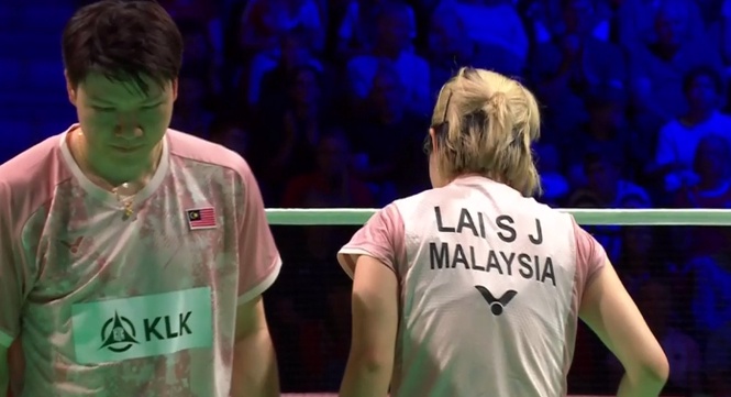 Terbuka Denmark: Beregu campuran romantis tumbang straight set
