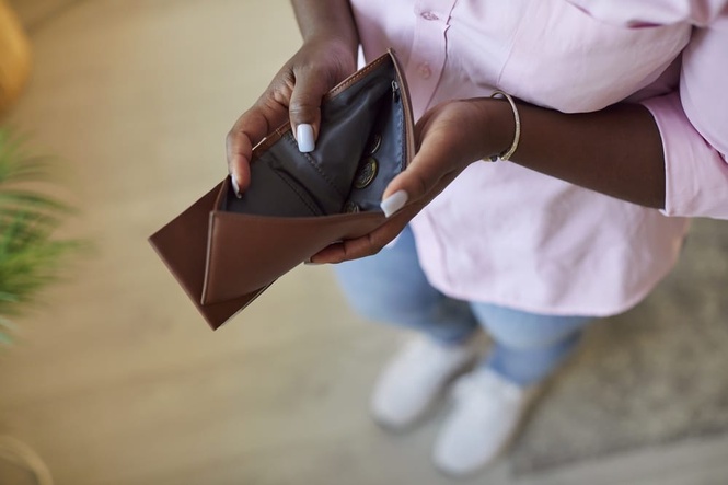 A $716 Car Payment and $316 Student Loan Bill—Why Some Americans Feel Broke Before Paying Rent