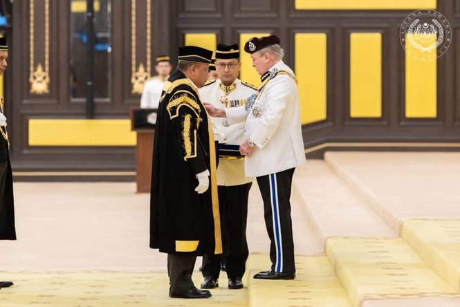 maksud dato, dato seri