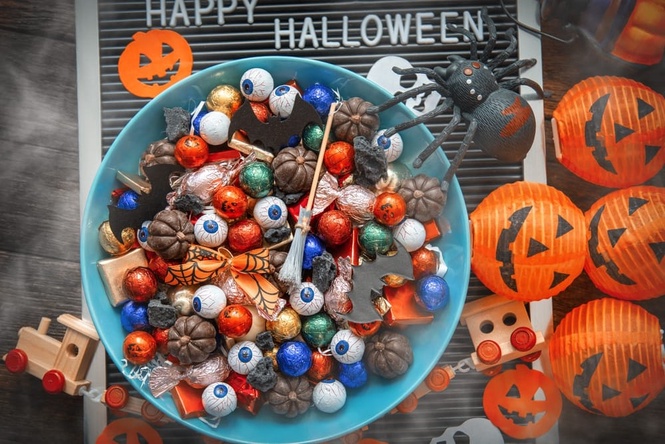 What Kind of Halloween Candy Is The Cheapest
