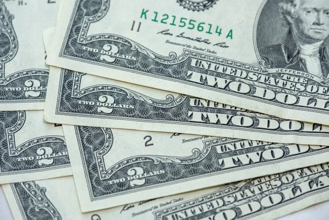 Why bank tellers dislike $2 bill requests