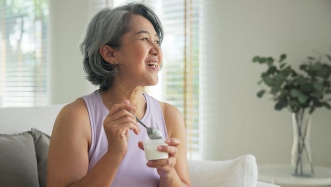 eating yogurt after 60