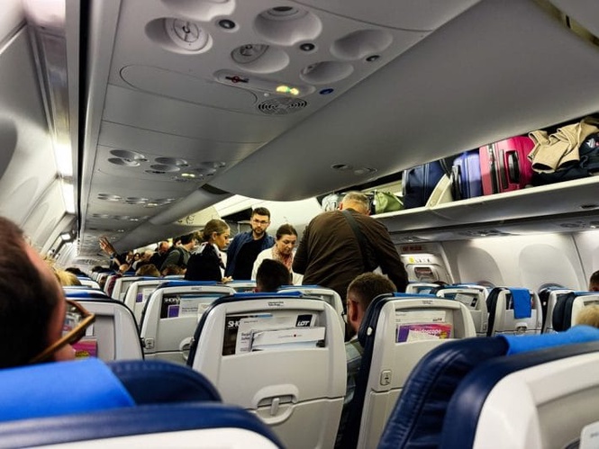 Unwritten rules of flying