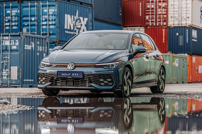 Image from: Review: On the Road With the Volkswagen Golf R-Line and GTI