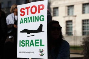 Image from: LEBIH 80 AHLI PARLIMEN BRITAIN DESAK UK KENAKAN SEKATAN EKONOMI, SEKAT BEKALAN SENJATA KE ATAS ISRAEL