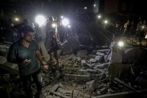 Image from: Tiga Maut Dan Blok Kediaman di Kem Shati Hancur