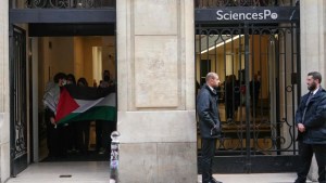 Image from: Sciences Po Paris Dikecam susulan Dakwaan Pemantauan dan Pengawasan Pelajar Pro-Palestin