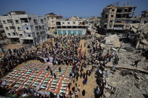 Image from: Ribuan Penduduk Gaza Hadiri Pengebumian Jenazah 112 Mangsa Korban Runtuhan
