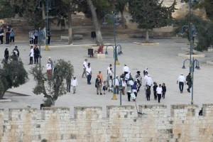 Image from: Malaysia Kutuk Seeras-Kerasnya Pencerobohan Beramai-Ramai Peneroka Haram ke Kompleks Masjid Al-Aqsa