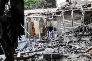 Image from: Israel Serang Pangsapuri di Gaza, Bunuh Lima Termasuk Wanita Dalam Pelanggaran Gencatan Senjata Baharu