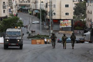Image from: Tentera Israel Gempur Hebron: Hampir 5,000 Pelarian Palestin Diusir Keluar