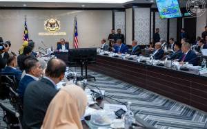Image from: Pencerobohan Tanah Tidak Boleh Dipandang Ringan – PM Anwar