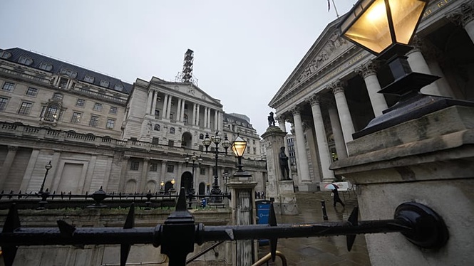 UK inflation hits 3.3% as Iran war drives energy costs higher
