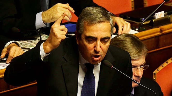 More resignations after referendum: Gasparri leaves, Craxi from Forza Italia group leader in the Senate