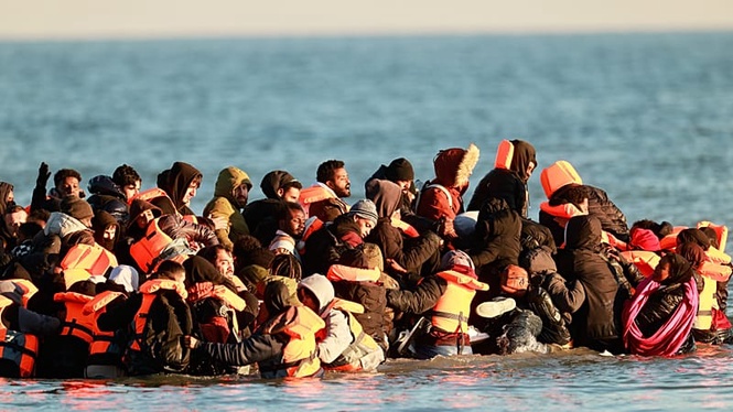 EU migration pact: are countries ready to revamp the asylum system? Take our poll.