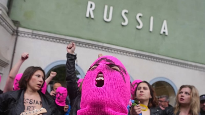 'Blood is Russia's art': Politics and protests mark start of Venice Biennale