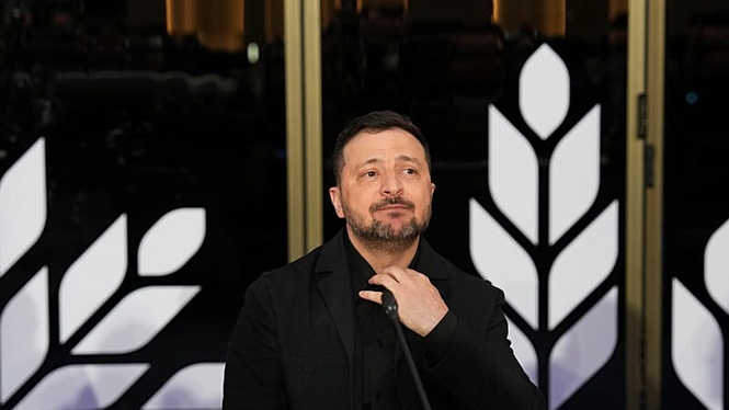 Polish President Nawrocki seeks to strip Zelenskyy of Poland's highest honour
