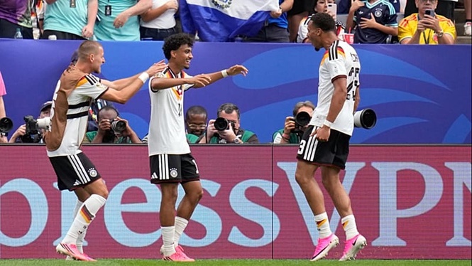 Germany cruises past Curaçao 7-1 and Netherlands-Japan tie 2-2 as World Cup group stages continue