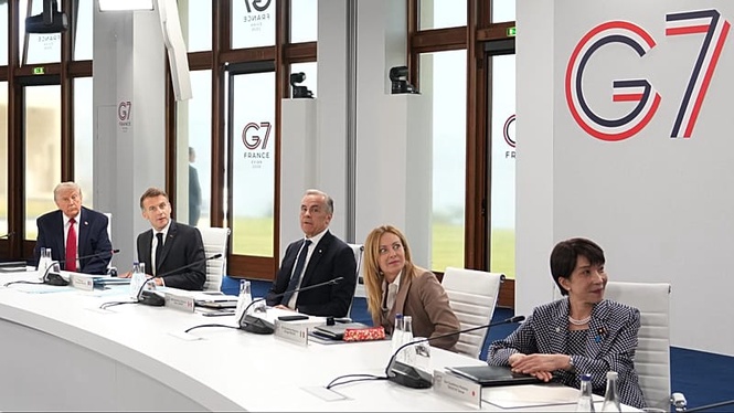 G7 summit: Leaders turn to economy as China Shock 2.0 looms
