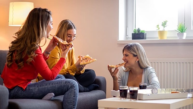 Shared home, shared microbiome? Study says flatmates swap gut bacteria