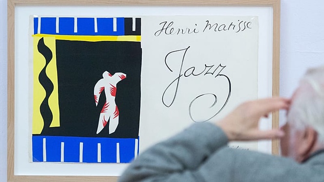 Matisse and Yves Saint Laurent come together in "Beauty, Fashion and Happiness" exhibition