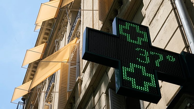 School closures, alcohol bans and slow trains: How Europe’s heatwave is shutting down daily life