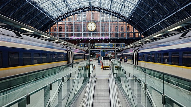 Eurostar cancels some trains between Paris and London amid heatwave