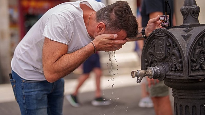 Spain breaks June heat record twice