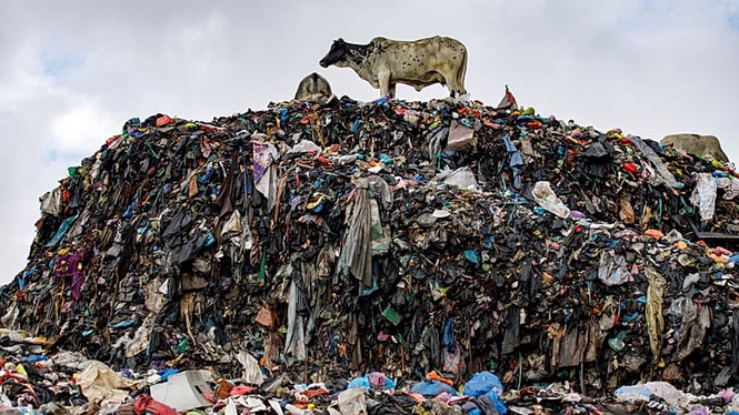 EU investigators seize 4,200 tonnes of textile waste illegally shipped to Turkey from Italy