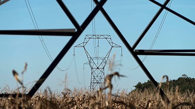 EU energy ministers secure greater role in bloc's future power grid after rows with Brussels