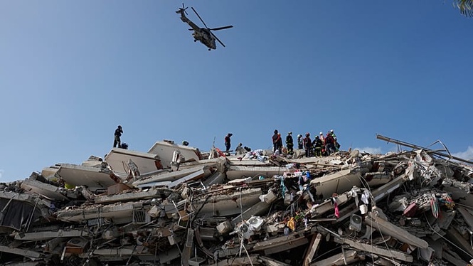 Europe send search and rescue personnel to Venezuela in response to massive quakes