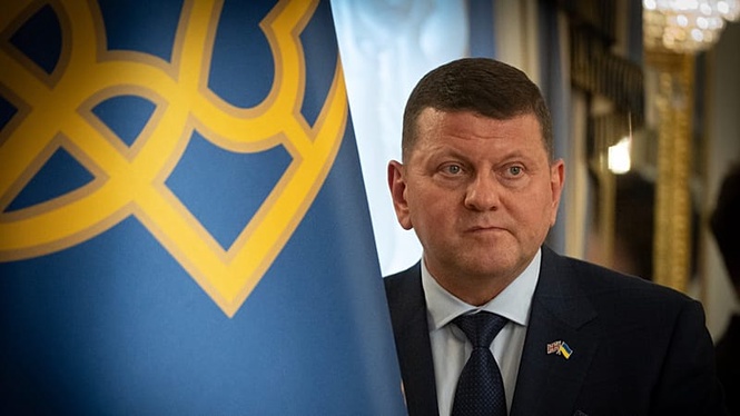Ukraine’s former commander-in-chief to run for president, reports say