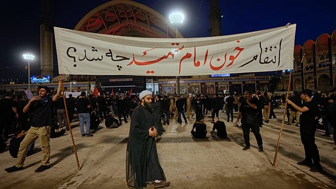 Eulogist at Khamenei funeral in Iran calls for death of Donald Trump