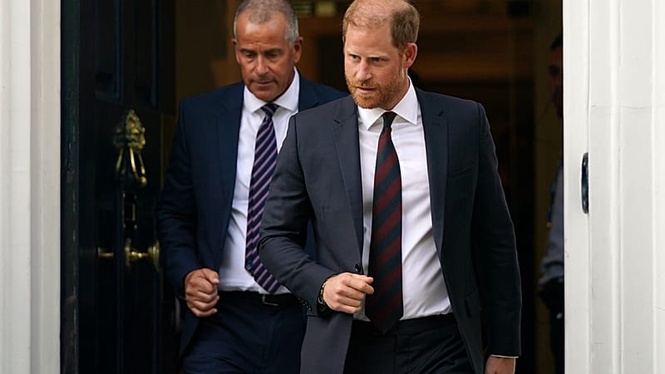 Prince Harry loses London High Court privacy case against Associated Newspapers